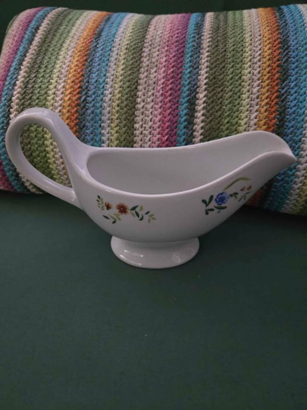 B.I.A. Cordon Bleu Floral Gravy Boat